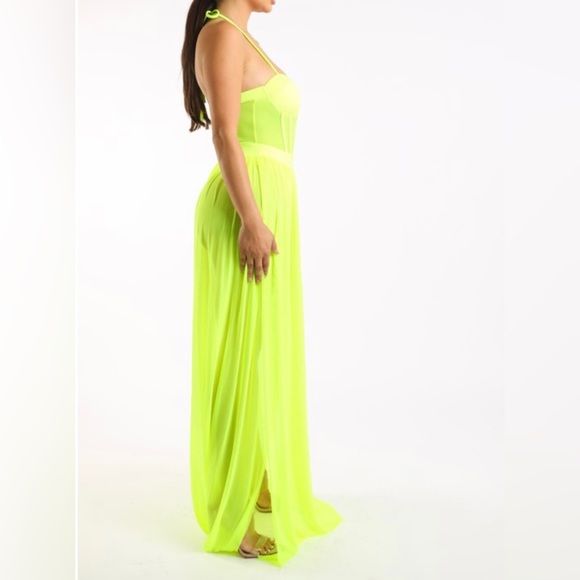 Mesh Maxi Skirt and Bodysuit Set - Picture 4 of 5